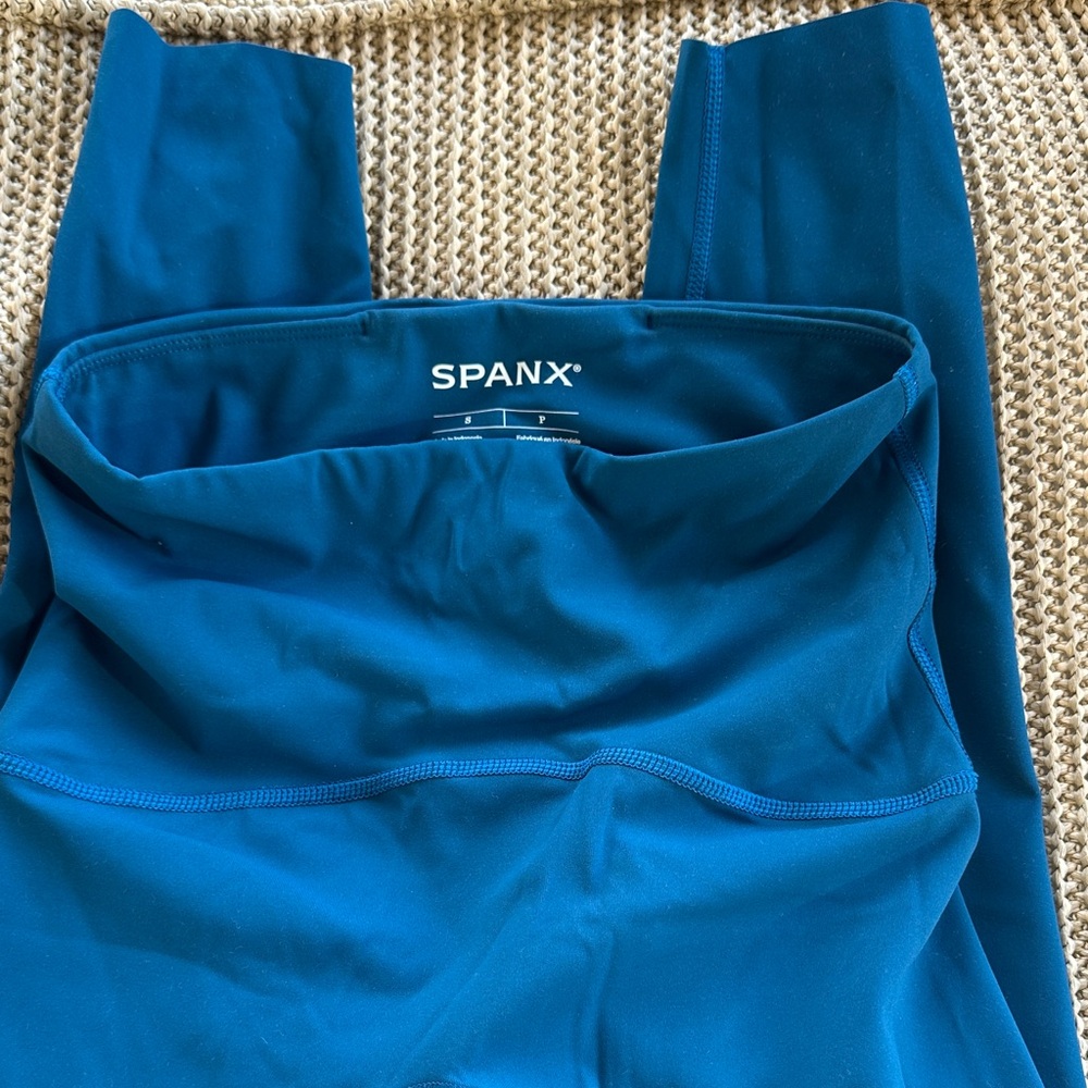 SPANX SPANXshape® Booty Boost®
Full-Length Leggings